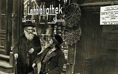 der mentsch tracht, got lacht